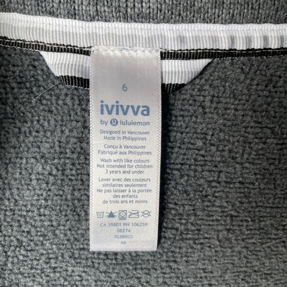 ivivva by lululemon children's asymmetrical grey sweatshirt w/ monkey paws - Picture 2 of 7